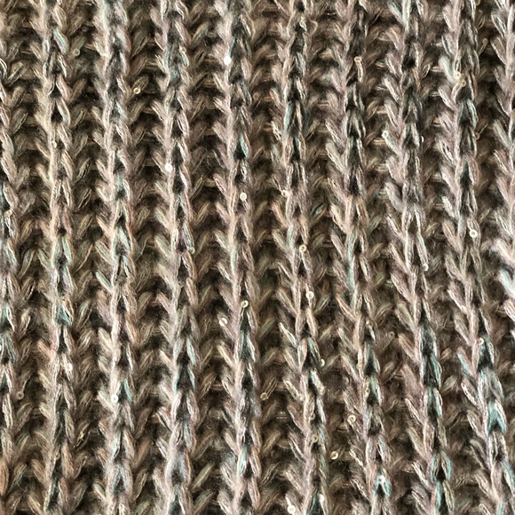 Grey infinity scarf - Picture 2 of 3